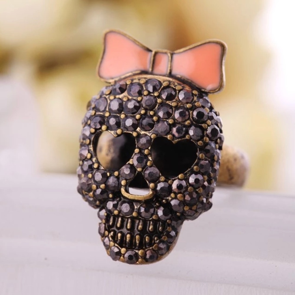 Swarovski Skull Pink Bow Ring New With Tags NWT - Picture 2 of 6